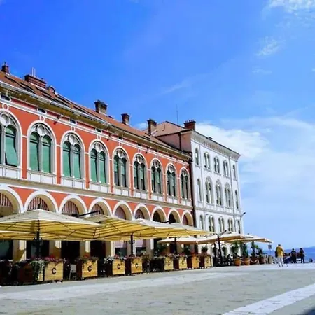 Gæstehus Mama's And Papa's Luxury 3*