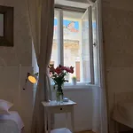 Mama's And Papa's Luxury Split