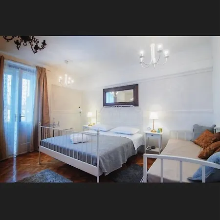 Pensión Mama's And Papa's Luxury Split