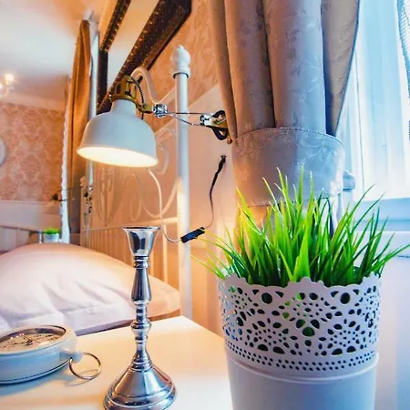 Mama's And Papa's Luxury Split